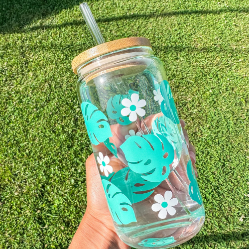 Monstera Daisy Glass Cup